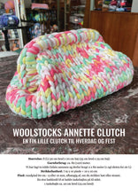 Indlæs billede til gallerivisning Woolstocks Annette Clutch
